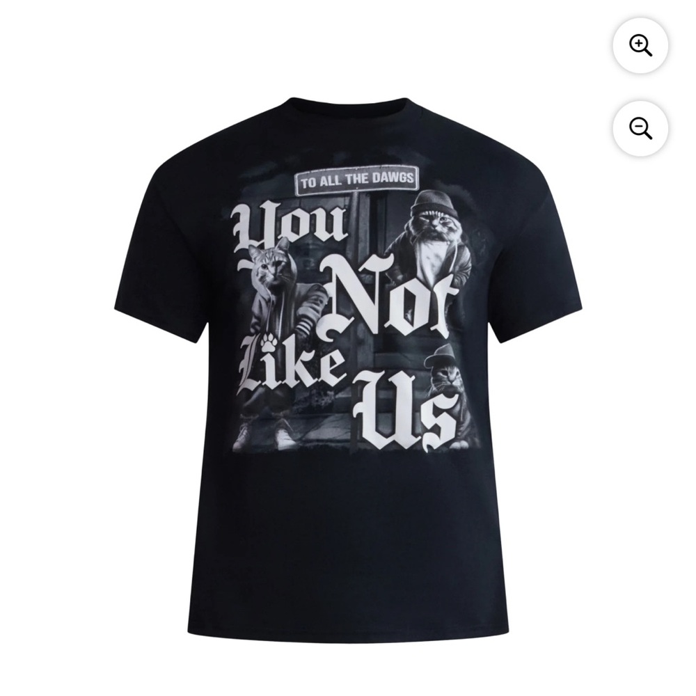 NWT Cat Black Graphic Men's T-Shirt